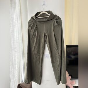 lululemon Align™ Palazzo Pant
Regular